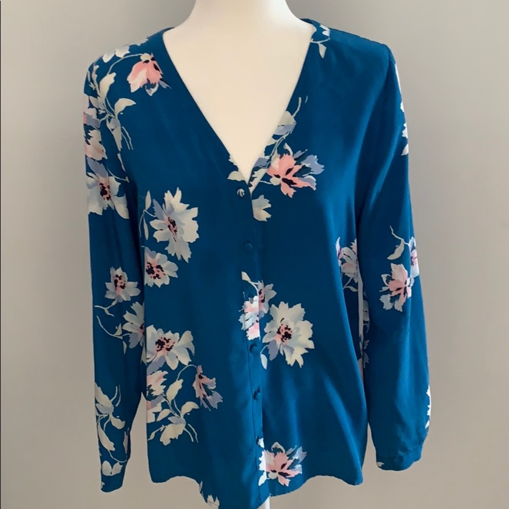 JOIE Floral top for spring!